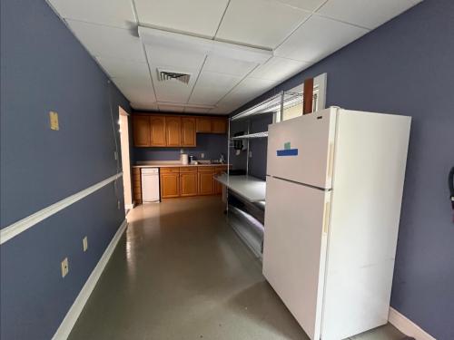 Kitchen Pre Reno